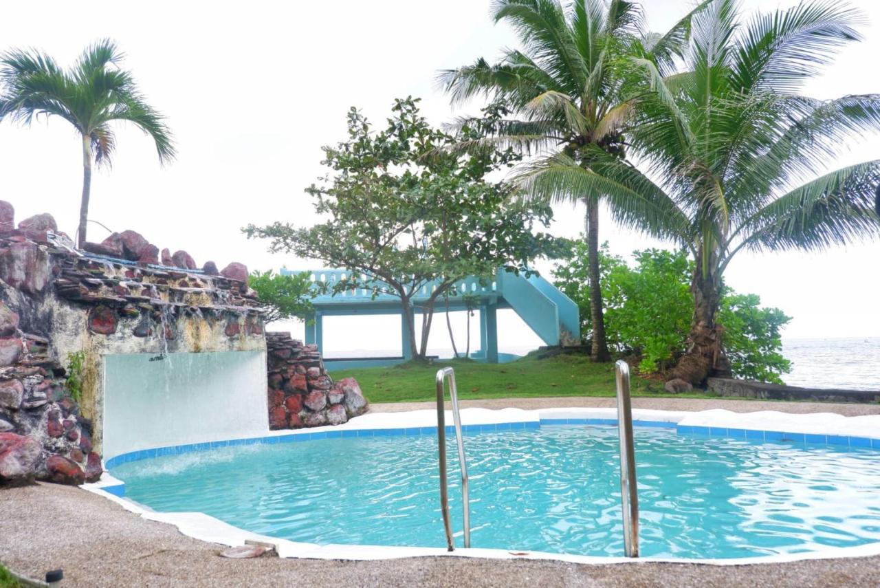 Puesta Del Sol Beach Bungalows And Restobar Mambajao Bagian luar foto